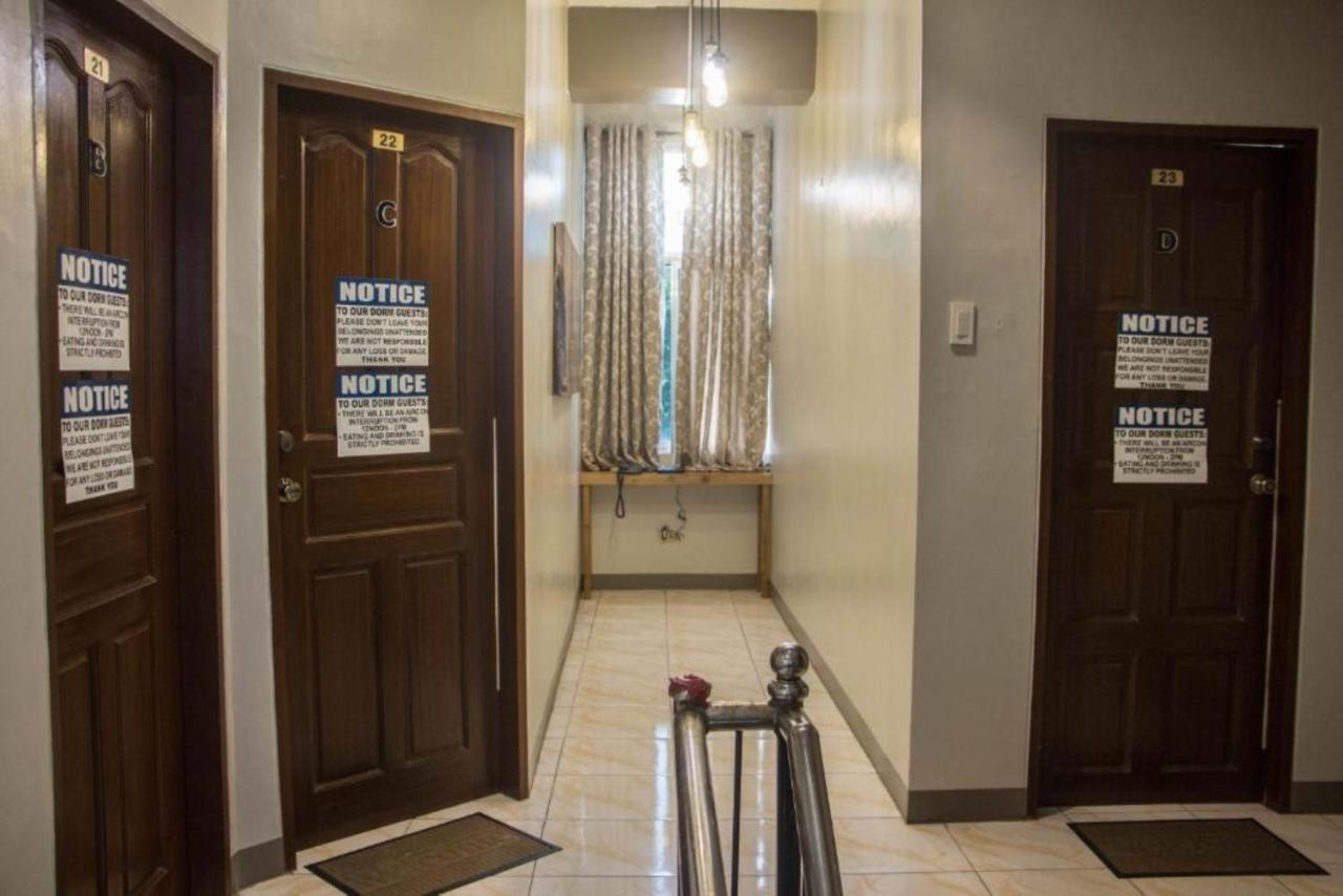 Bunks Hostel (Adults Only) Cebu Ngoại thất bức ảnh