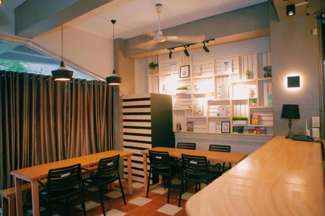 Bunks Hostel (Adults Only) Cebu Ngoại thất bức ảnh