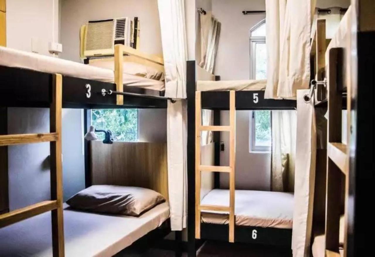 Bunks Hostel (Adults Only) Cebu Ngoại thất bức ảnh